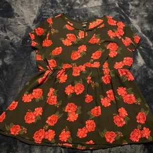 Torrid top - Size 1 - Red roses with strap on top - peplum
